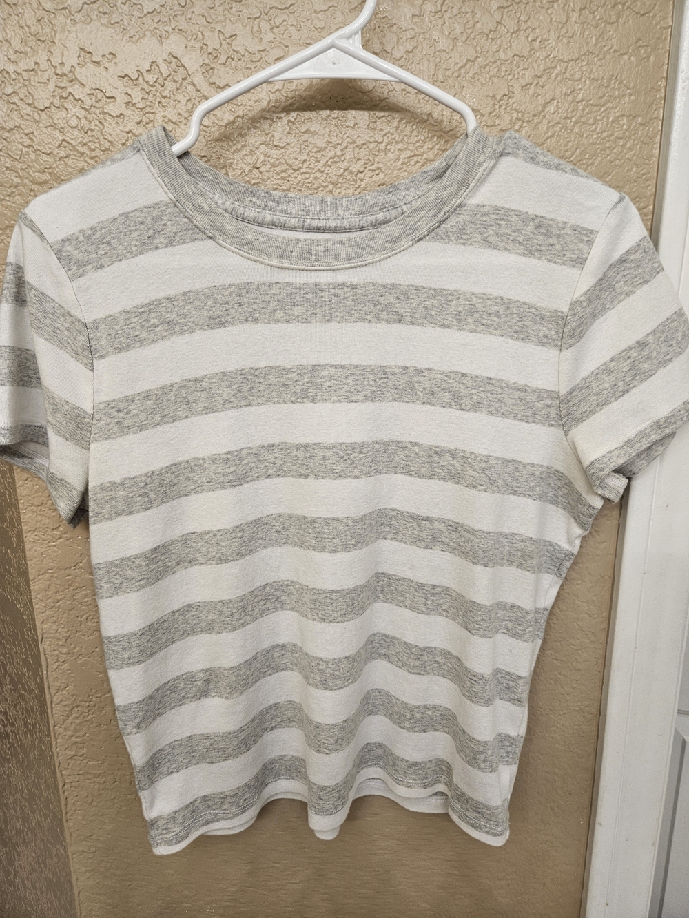 Holloster Classic Striped Baby Tee - White & Light Gray